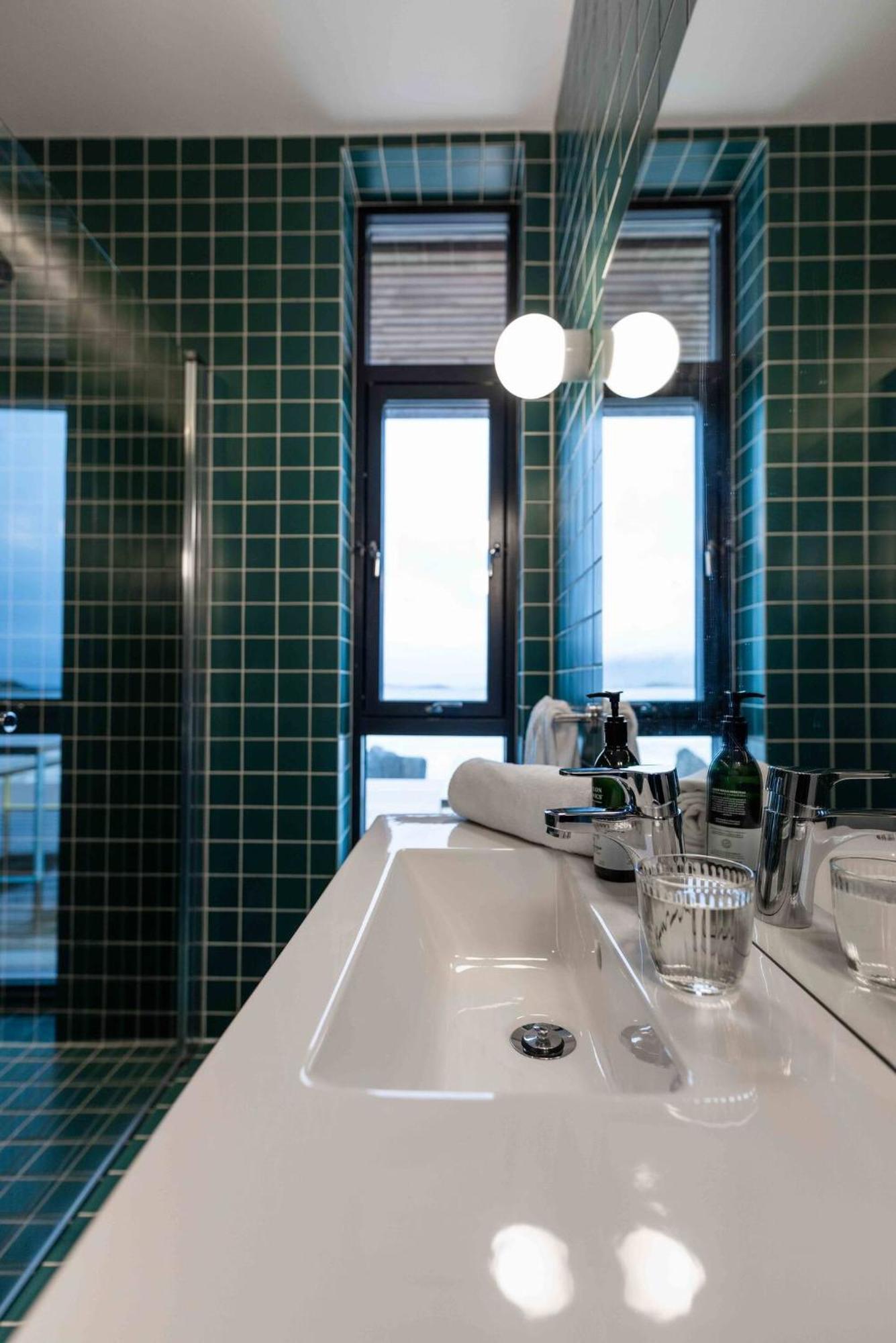 Exclusive Beach House Ramberg - Your Private Oasis Eksteriør billede