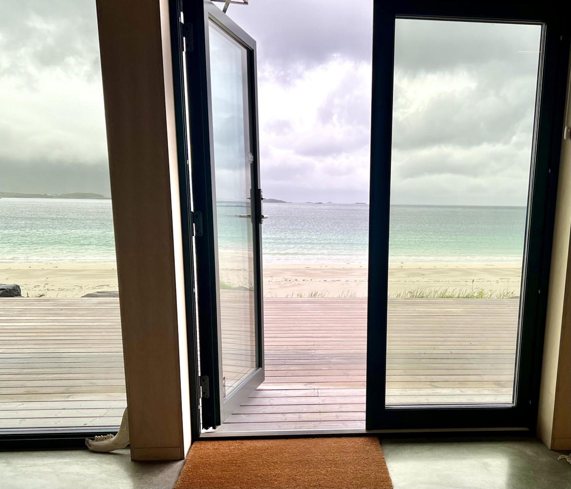 Exclusive Beach House Ramberg - Your Private Oasis Eksteriør billede